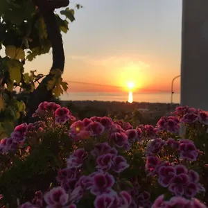 Il Tramonto Couette-café